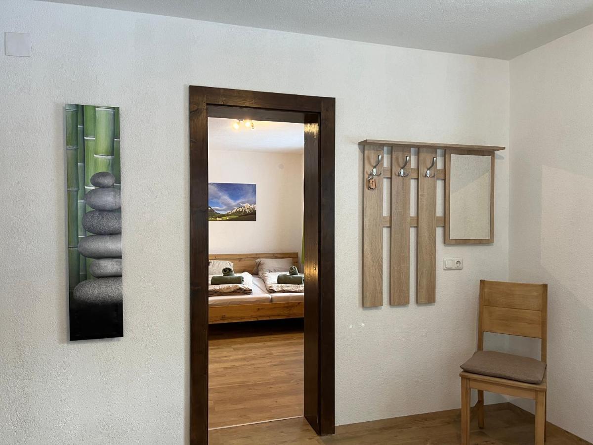 Ferienwohnung Wetterstein Lermoos Ngoại thất bức ảnh